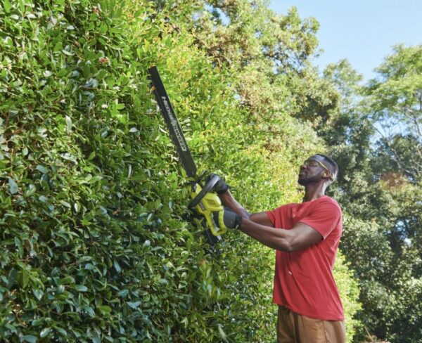 RYOBI Hedge Trimmer with Battery & Charger - Image 8